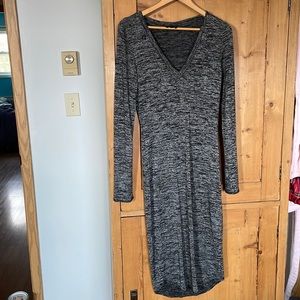 Wilfred Free dress in like new condition.  Worn once